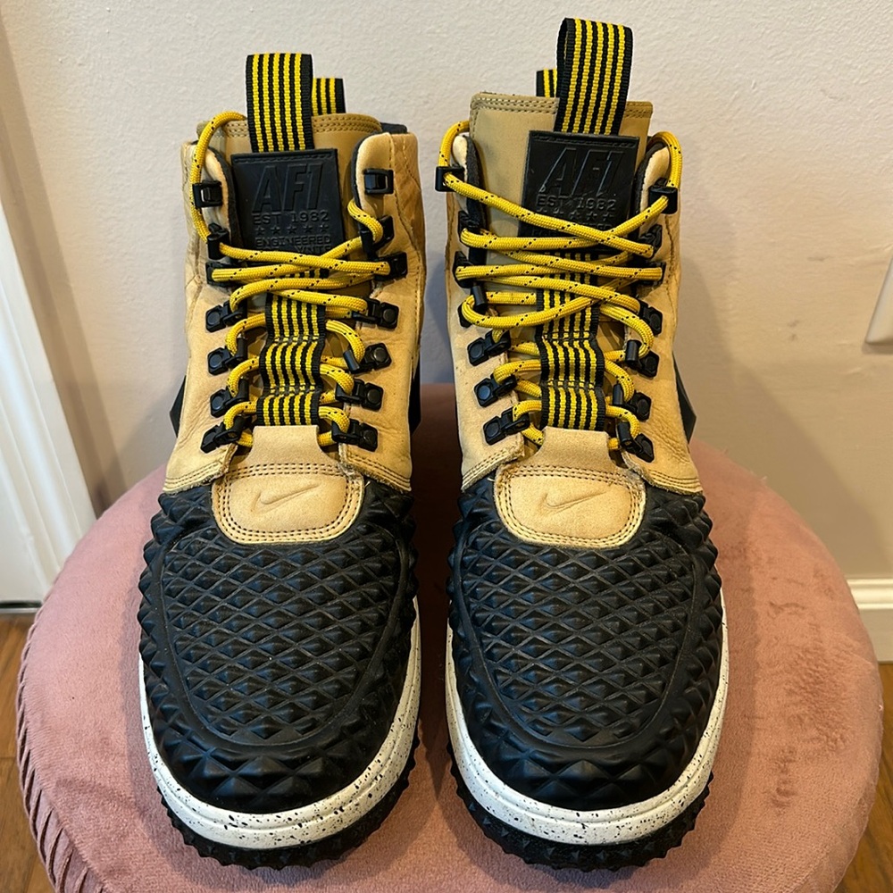 Nike Lunar Force 1 Duckboot 17 'Metallic Gold' 916682-701